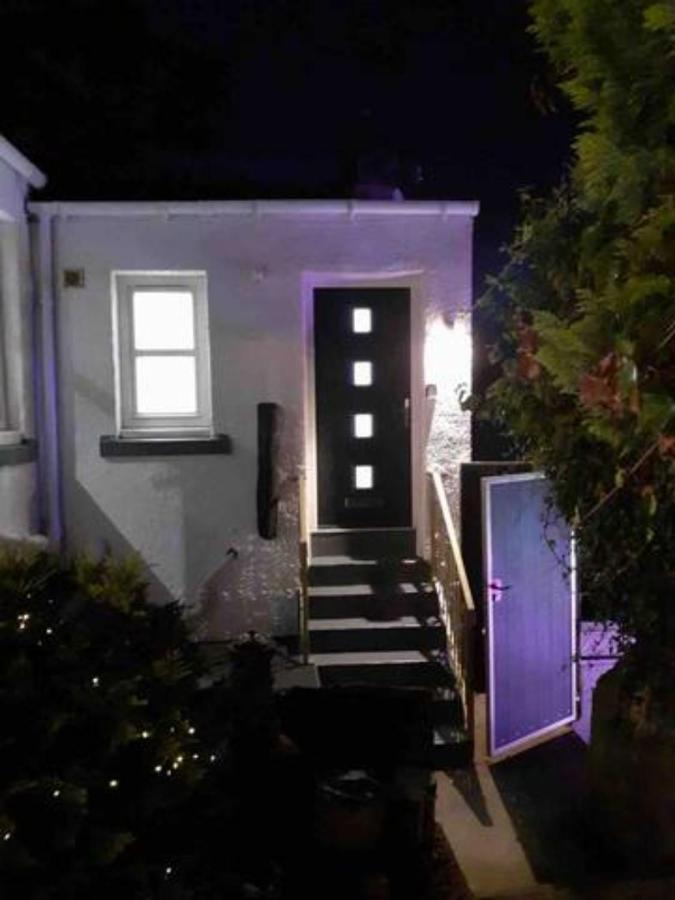 The Holiday Hoose Kinghorn Bagian luar foto