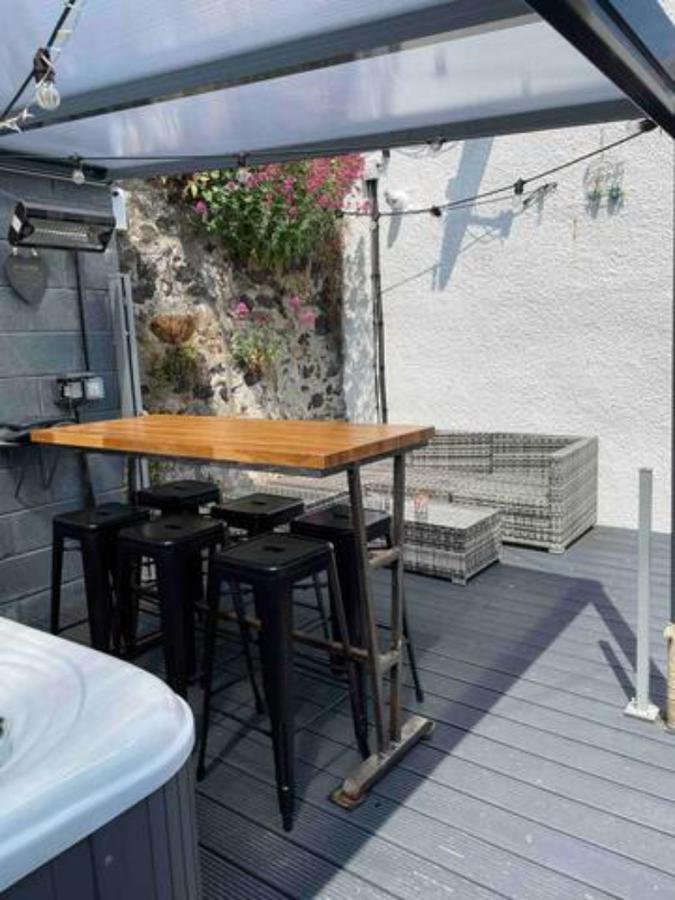The Holiday Hoose Kinghorn Bagian luar foto