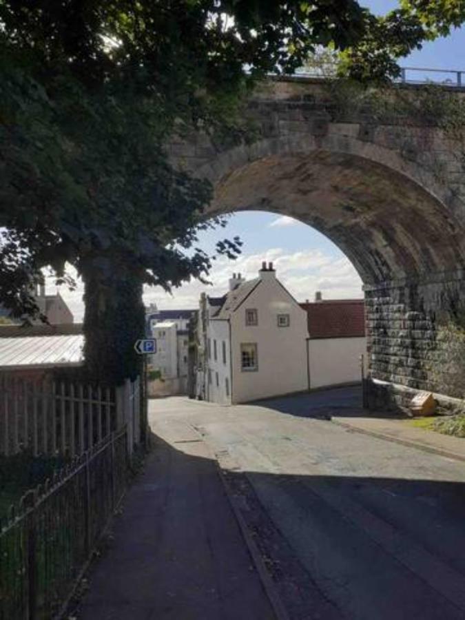 The Holiday Hoose Kinghorn Bagian luar foto