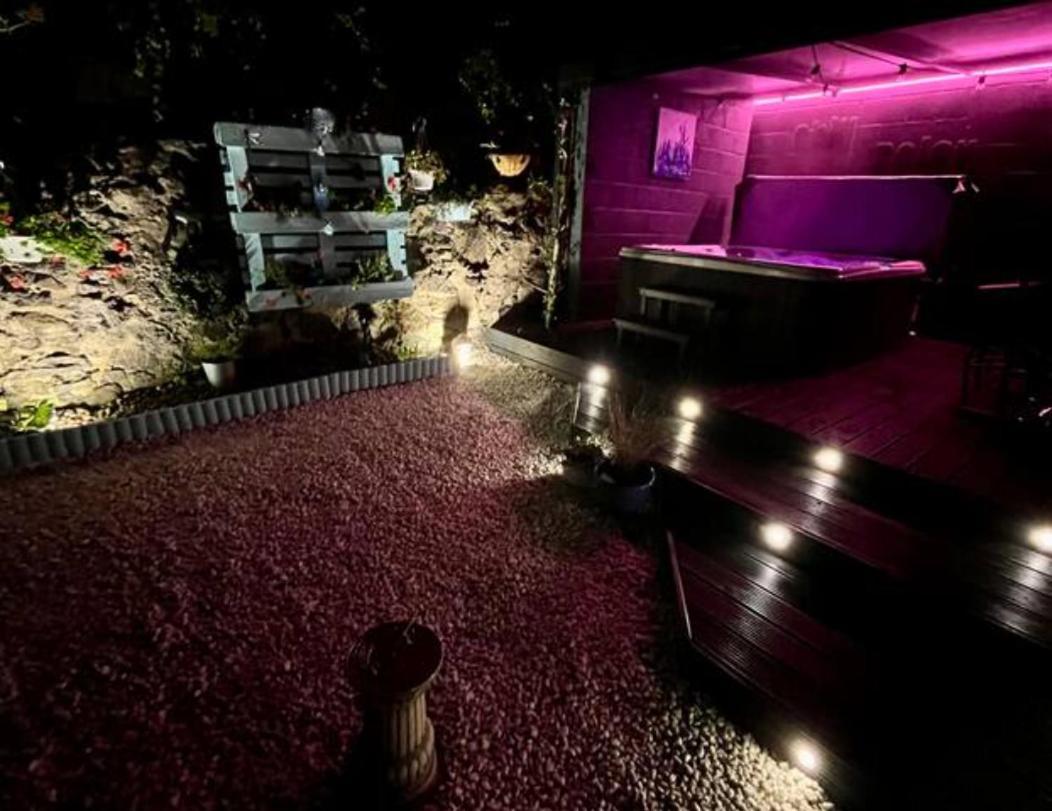 The Holiday Hoose Kinghorn Bagian luar foto