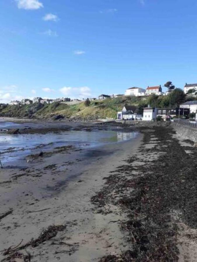 The Holiday Hoose Kinghorn Bagian luar foto